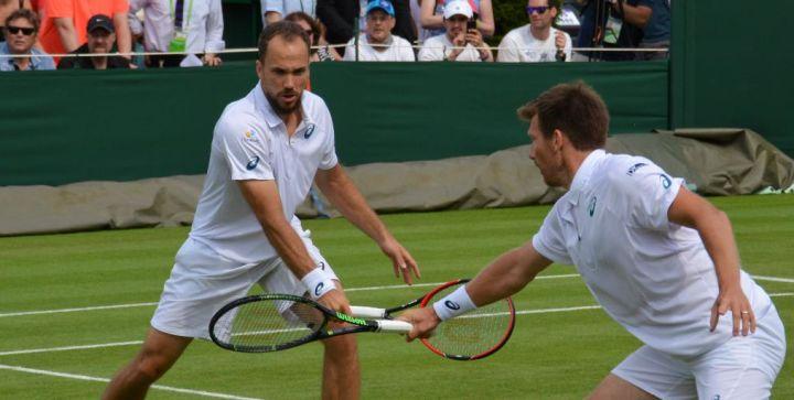 College Tennis Players in Wimbledon Doubles 2016